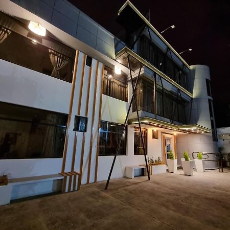 The Bronx Hotel Latacunga Buitenkant foto