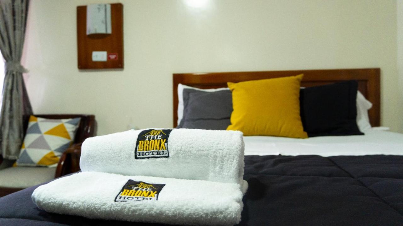 The Bronx Hotel Latacunga Kamer foto