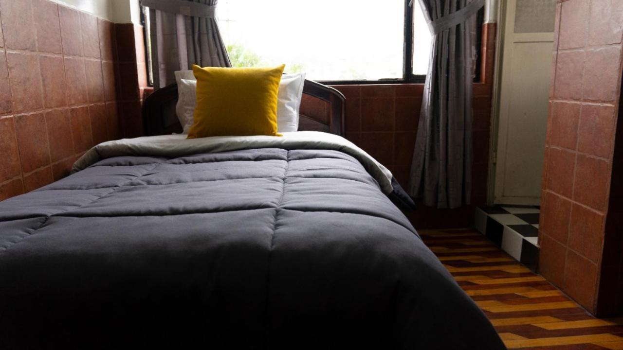 The Bronx Hotel Latacunga Kamer foto